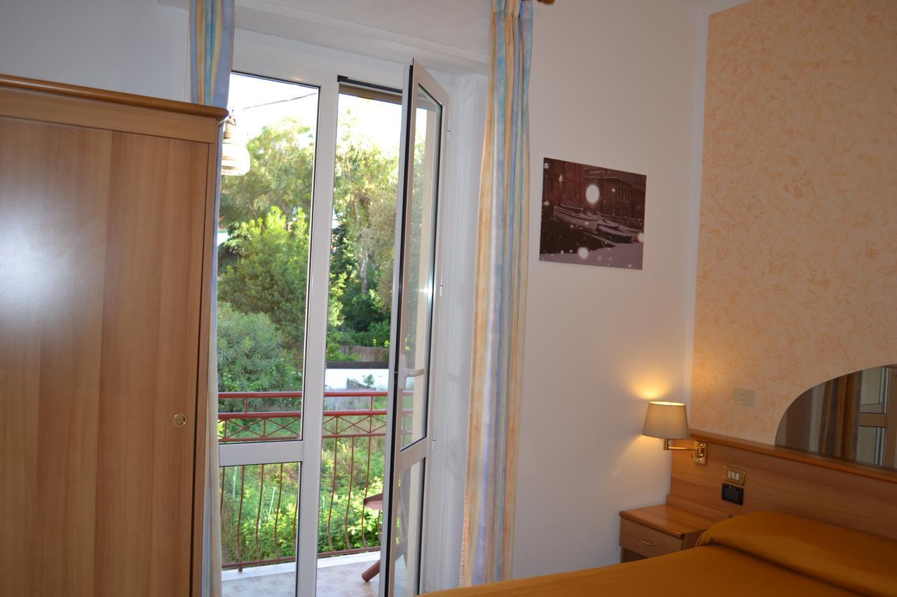 Hotel Villa Camilla Varazze Exterior foto